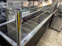 24 Gözlü Waffle-Kumpir Tezgahı | Profesyonel Servis ve Teşhir