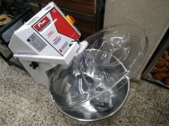 Hamur Yoğurma Makinesi 15 KG